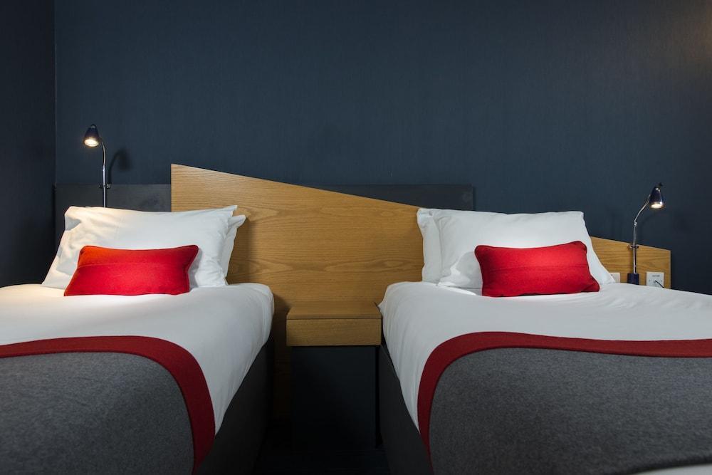 Holiday Inn Express Taunton East By Ihg Eksteriør bilde