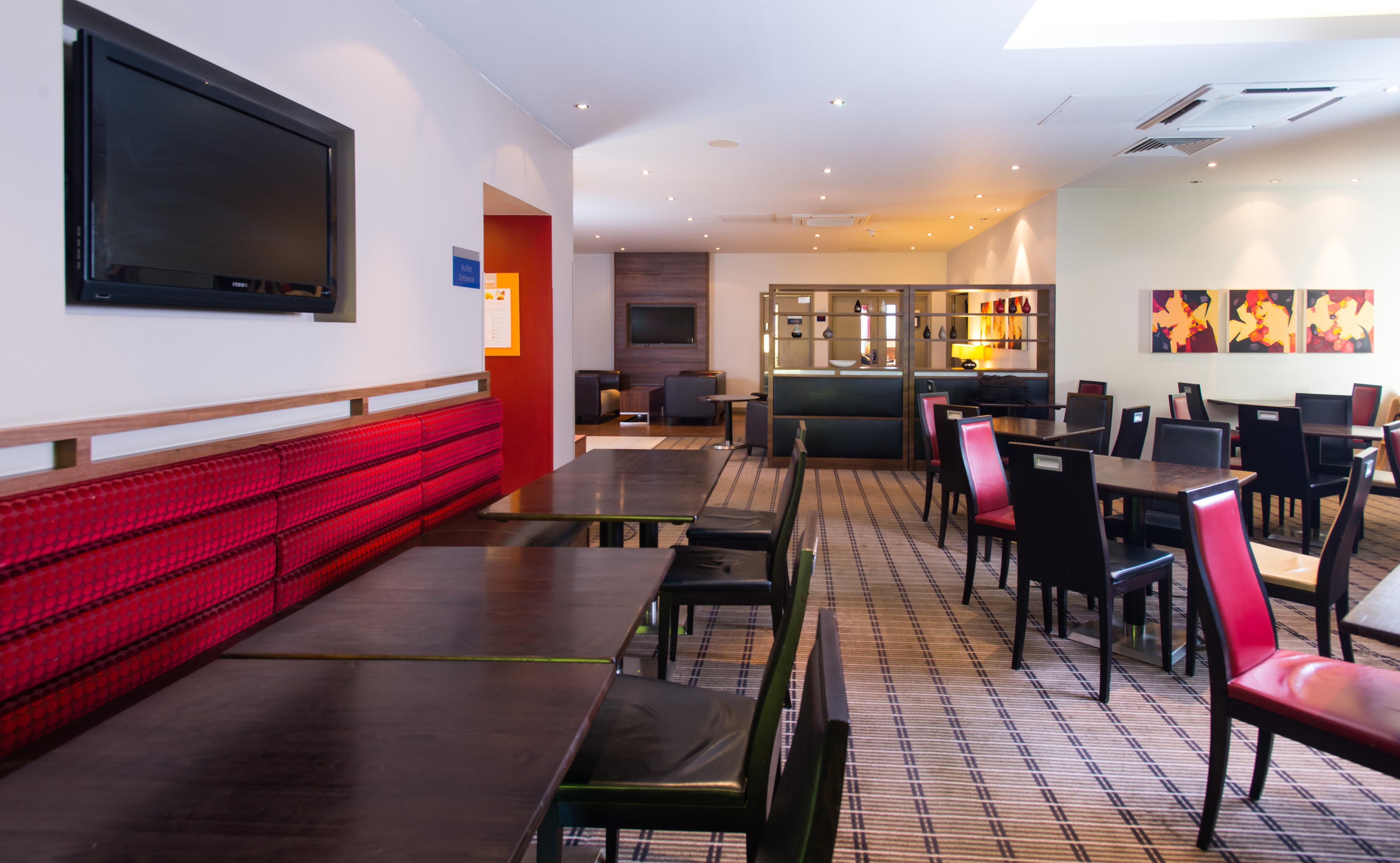 Holiday Inn Express Taunton East By Ihg Eksteriør bilde