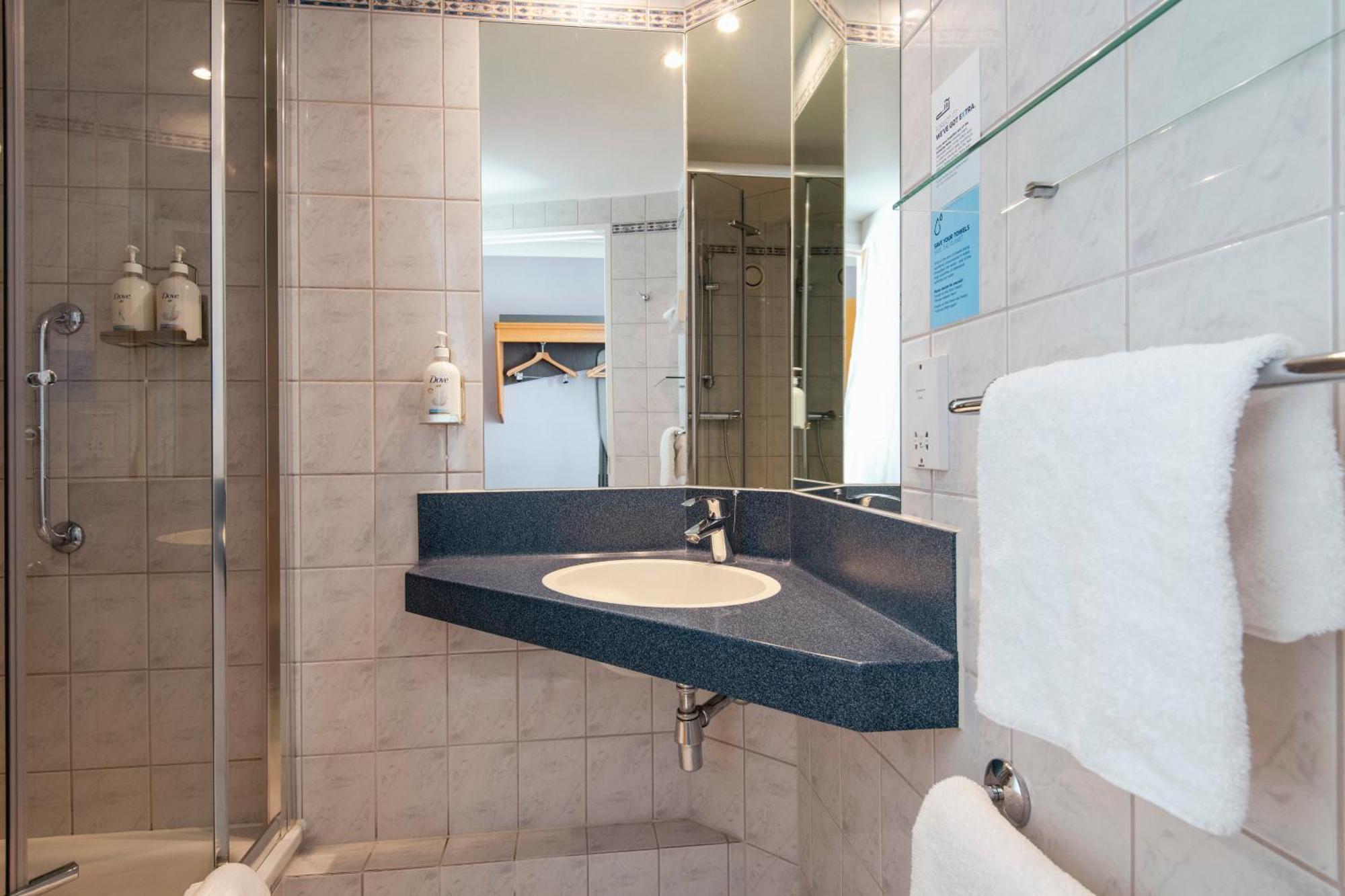 Holiday Inn Express Taunton East By Ihg Eksteriør bilde