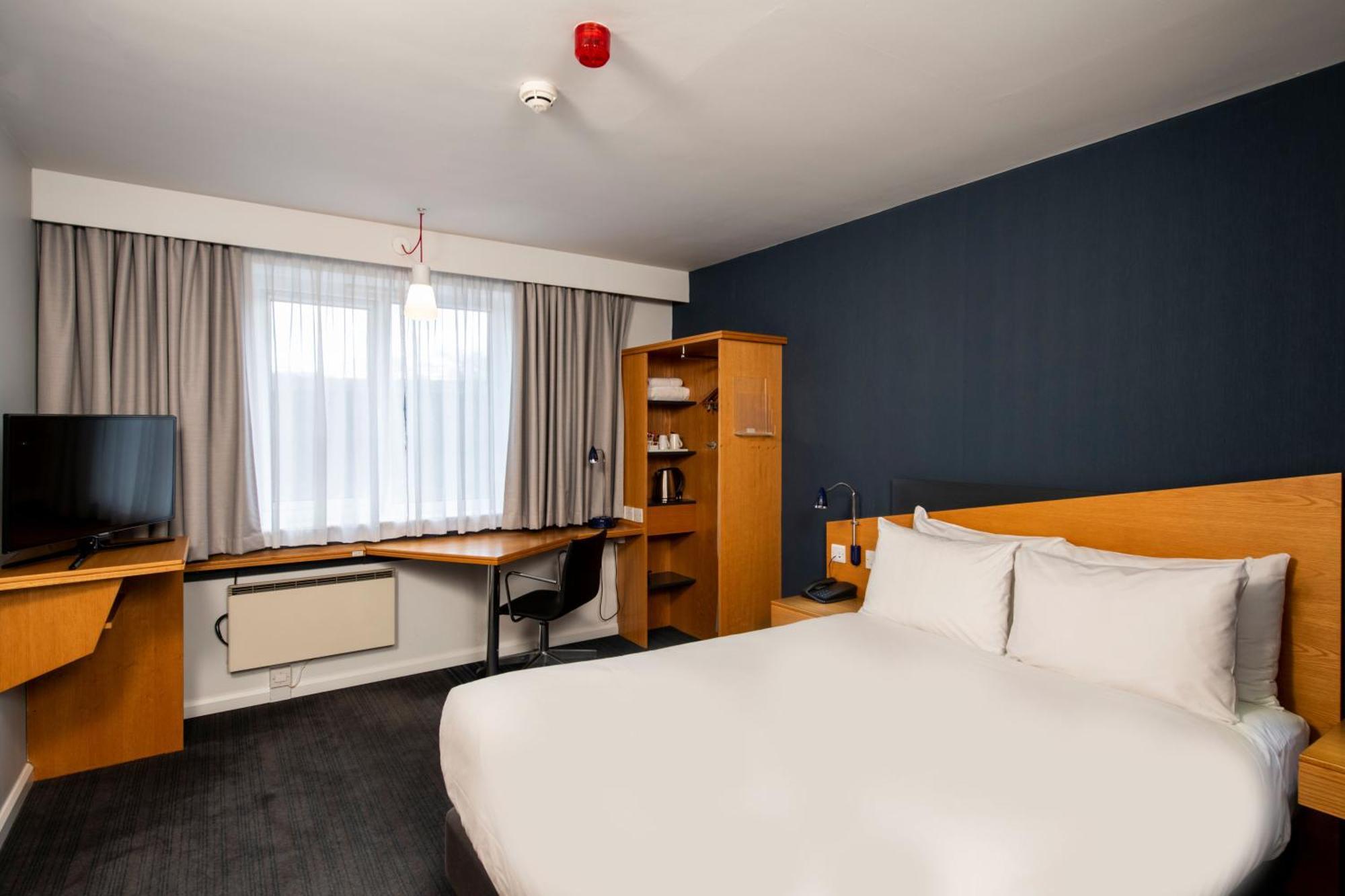 Holiday Inn Express Taunton East By Ihg Eksteriør bilde